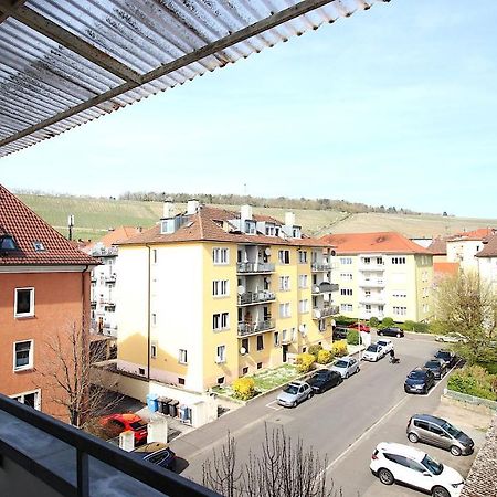Grosszuegige Stadtwohnung - Garage, Balkon Wurzburg Bagian luar foto